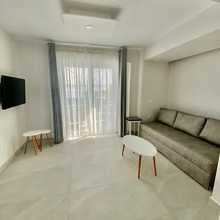Interni Luxury Living شقة