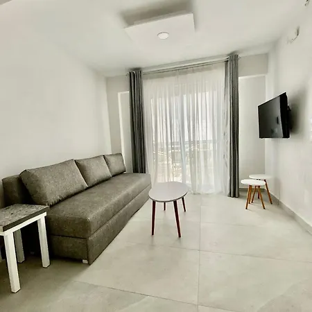 Interni Luxury Living شقة *
