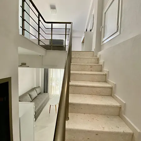 Interni Luxury Living *